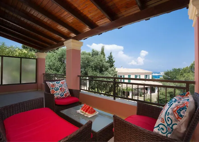 The Four Seasons House With Pool Villa
