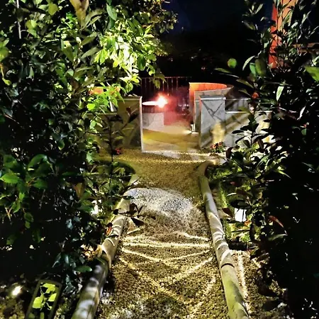 فيلة The Four Seasons House With Pool *